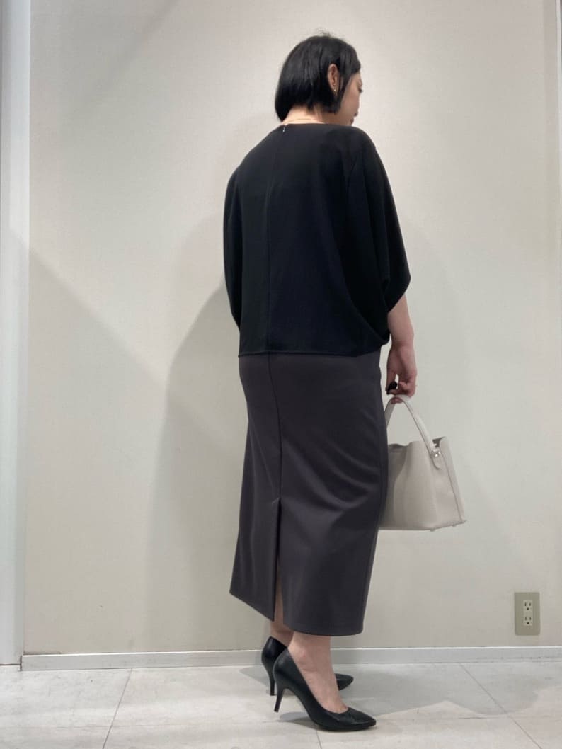 YUMIKOさんの「UNTITLED｜【後ろウエストゴム/ストレッチ性/オンオフ】ジャージナロースカート」を使ったコーディネート