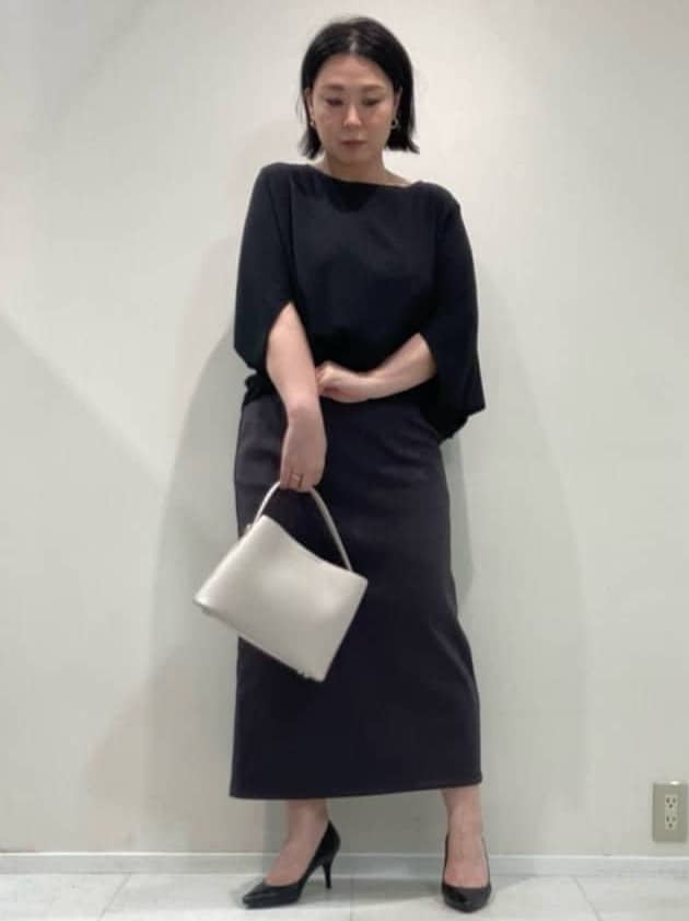 YUMIKOさんの「UNTITLED｜【後ろウエストゴム/ストレッチ性/オンオフ】ジャージナロースカート」を使ったコーディネート