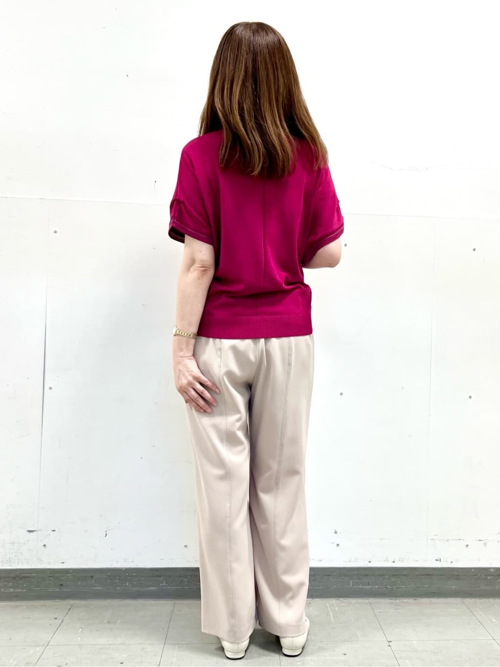 yuさんの「Reflect｜【選べる7色◎／手洗い可／二の腕カバー】半袖ニット」を使ったコーディネート
