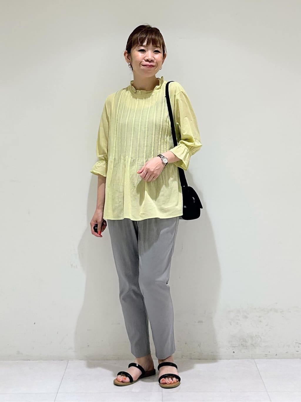 tsuyuさんの「INDIVI｜【洗える/コットン】ピンタックシアーブラウス」を使ったコーディネート