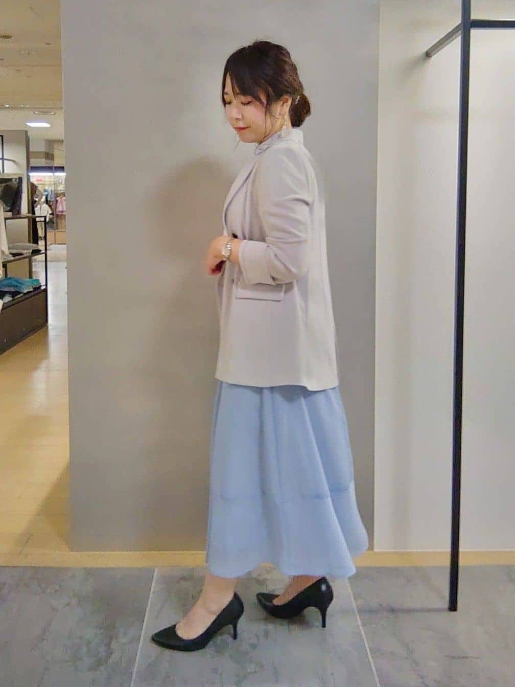 TOMOMIさんの「INDIVI｜【着る日傘／遮熱／UVケア】ダブルジャケット」を使ったコーディネート