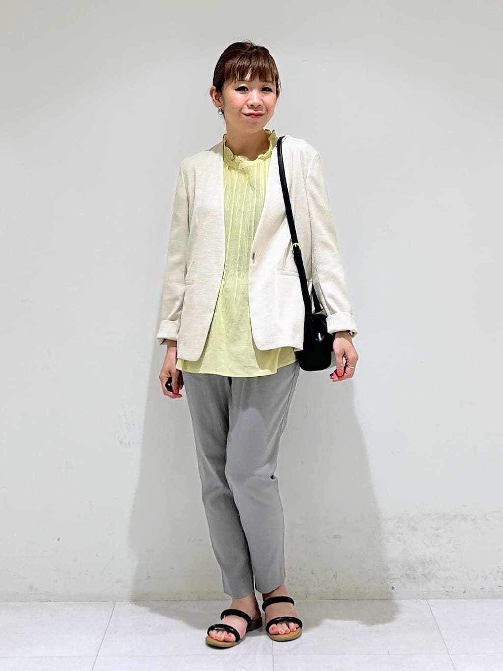tsuyuさんの「INDIVI｜【洗える/コットン】ピンタックシアーブラウス」を使ったコーディネート