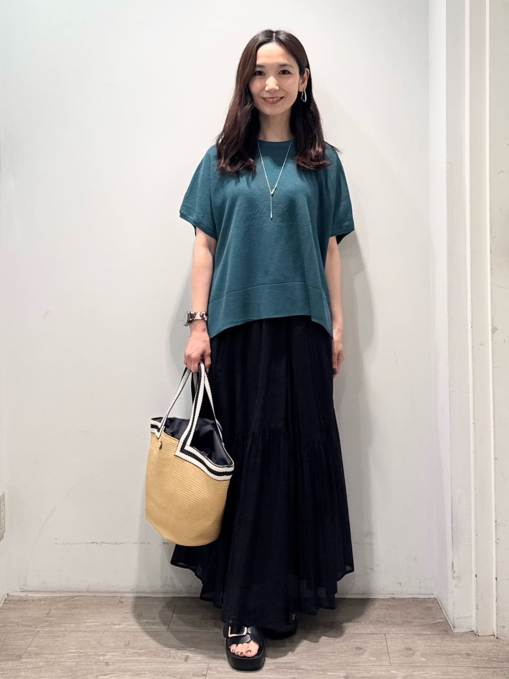 yuicciさんの「OPAQUE.CLIP｜《5色展開／S-LLサイズ》リラクシーメッシュニット【洗濯機洗い可】」を使ったコーディネート