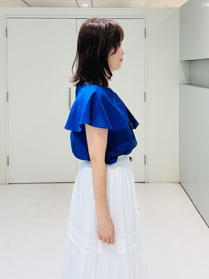 makiさんの「UNTITLED｜【きれいめ/洗える/フリル】ラッフルシアーブラウス」を使ったコーディネート