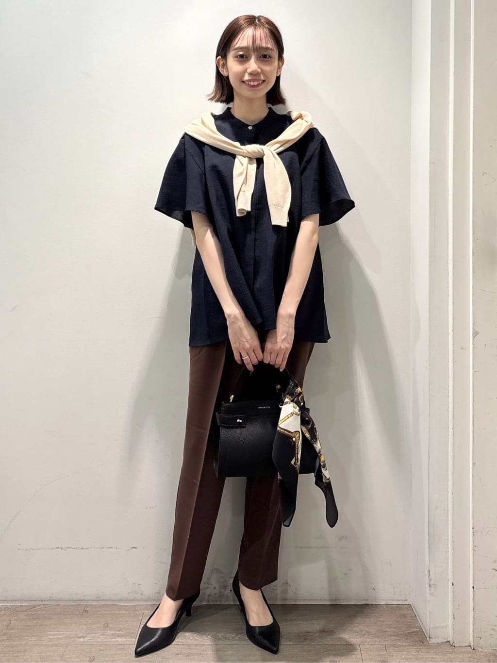 ぶまりんさんの「OPAQUE.CLIP｜【軽量／2WAY／通勤対応】コメットデザインミドルバッグ」を使ったコーディネート