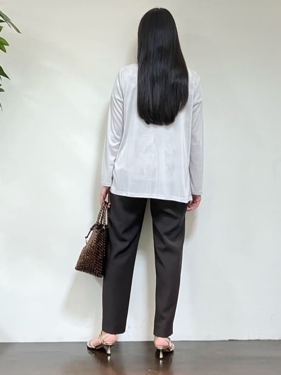 カレンさんの「UNTITLED｜メタリックメッシュトート」を使ったコーディネート