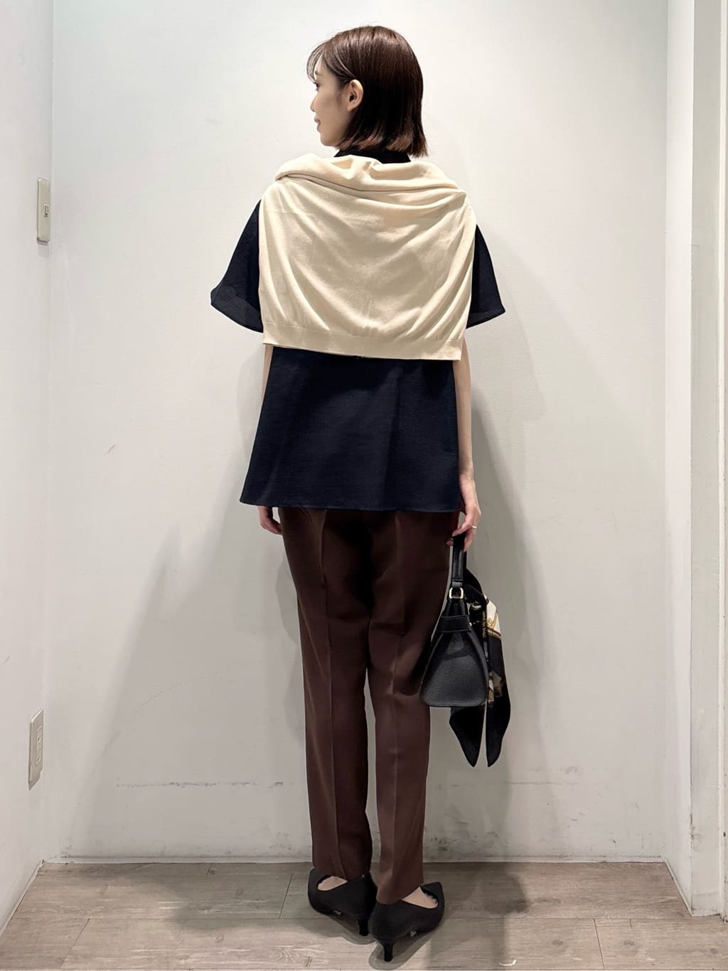 ぶまりんさんの「OPAQUE.CLIP｜【軽量／2WAY／通勤対応】コメットデザインミドルバッグ」を使ったコーディネート