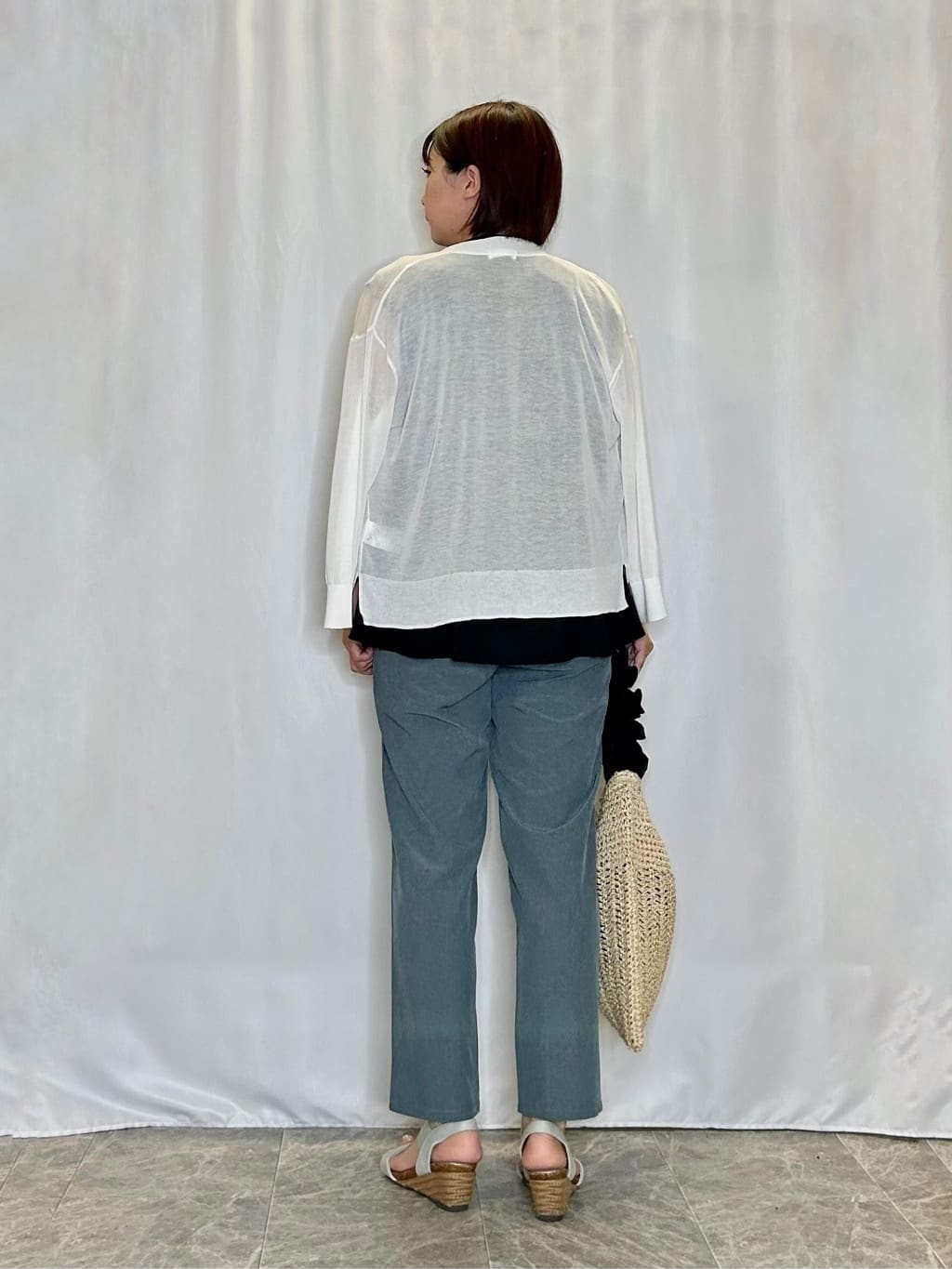 ネリさんの「SHOO･LA･RUE｜【S-LL/洗濯後しわになりにくい】上品にきれい見え スラブギャザーブラウス」を使ったコーディネート
