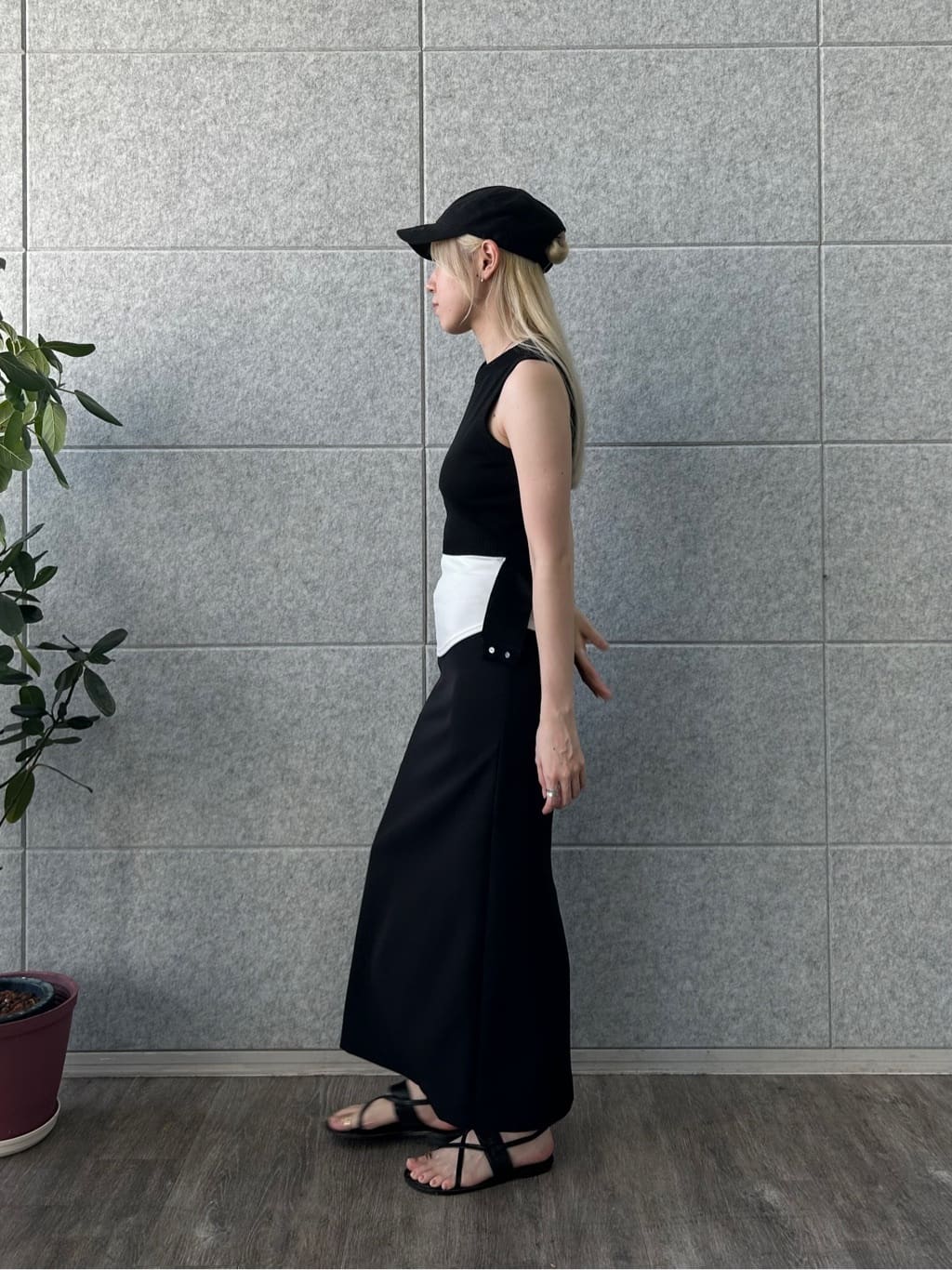 honoka Aさんの「CODE A｜design knit tank」を使ったコーディネート