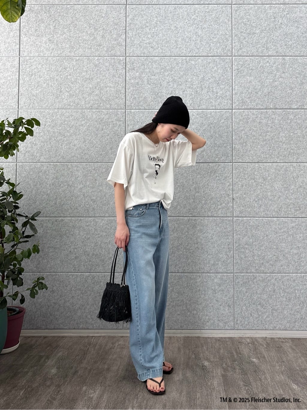 ひなさんの「INDIVI｜【Betty Boop(TM)】センタープリントワイドTシャツ」を使ったコーディネート