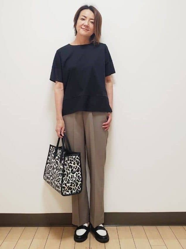 yuuさんの「Reflect｜【マシンウォッシュ可】リネンライクフレアパンツ」を使ったコーディネート