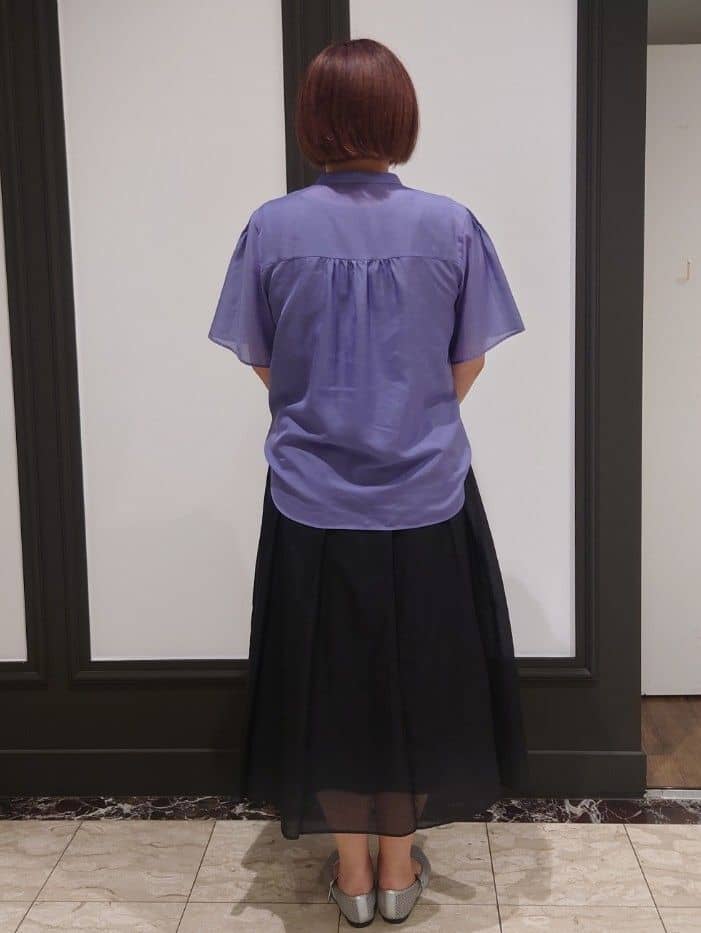 ゆうちゃさんの「Reflect｜【選べる5色◎／マシンウォッシュ可】シャーリングデザインブラウス」を使ったコーディネート