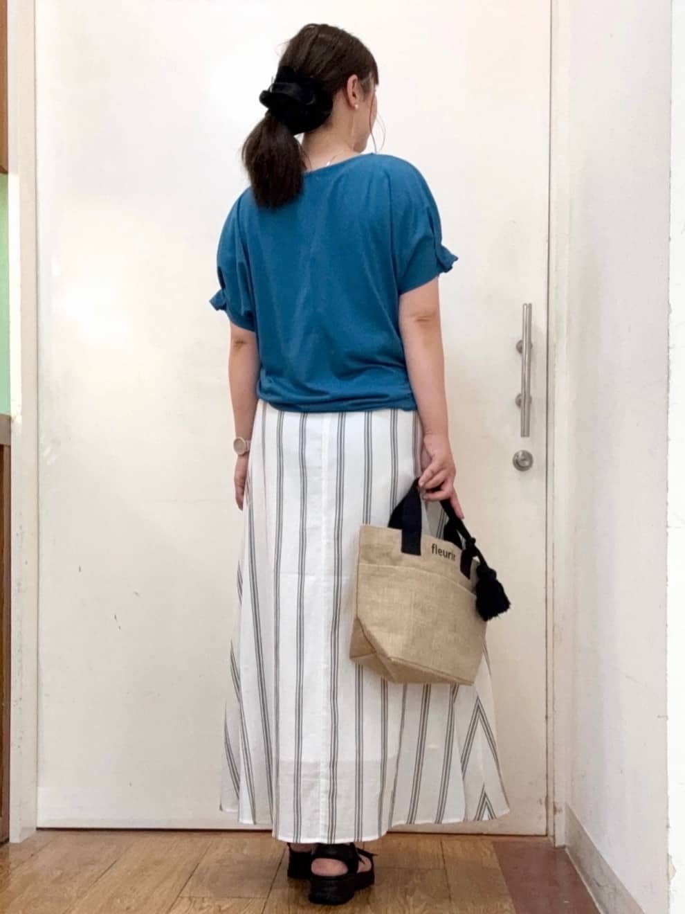 だいわさんの「SHOO･LA･RUE｜【S-LL/UV/プチプラ】お袖タックで好印象 デザインTシャツ」を使ったコーディネート