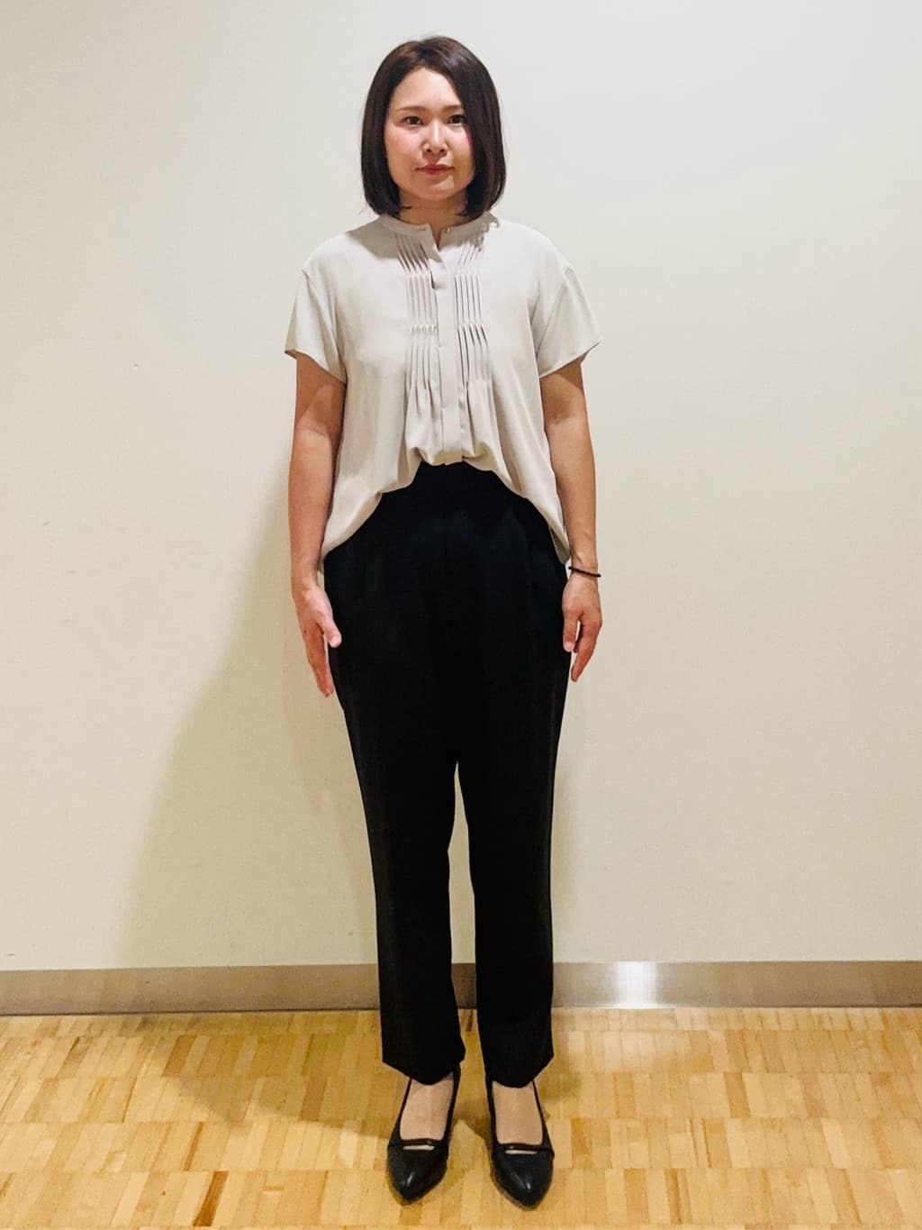 haseさんの「Reflect｜【インナーに◎／すっきり見え！長め丈】タックデティールブラウス」を使ったコーディネート