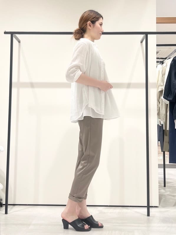 T.Kさんの「INDIVI｜【洗える／レイヤードにも活躍】ペプラムインナートップス」を使ったコーディネート