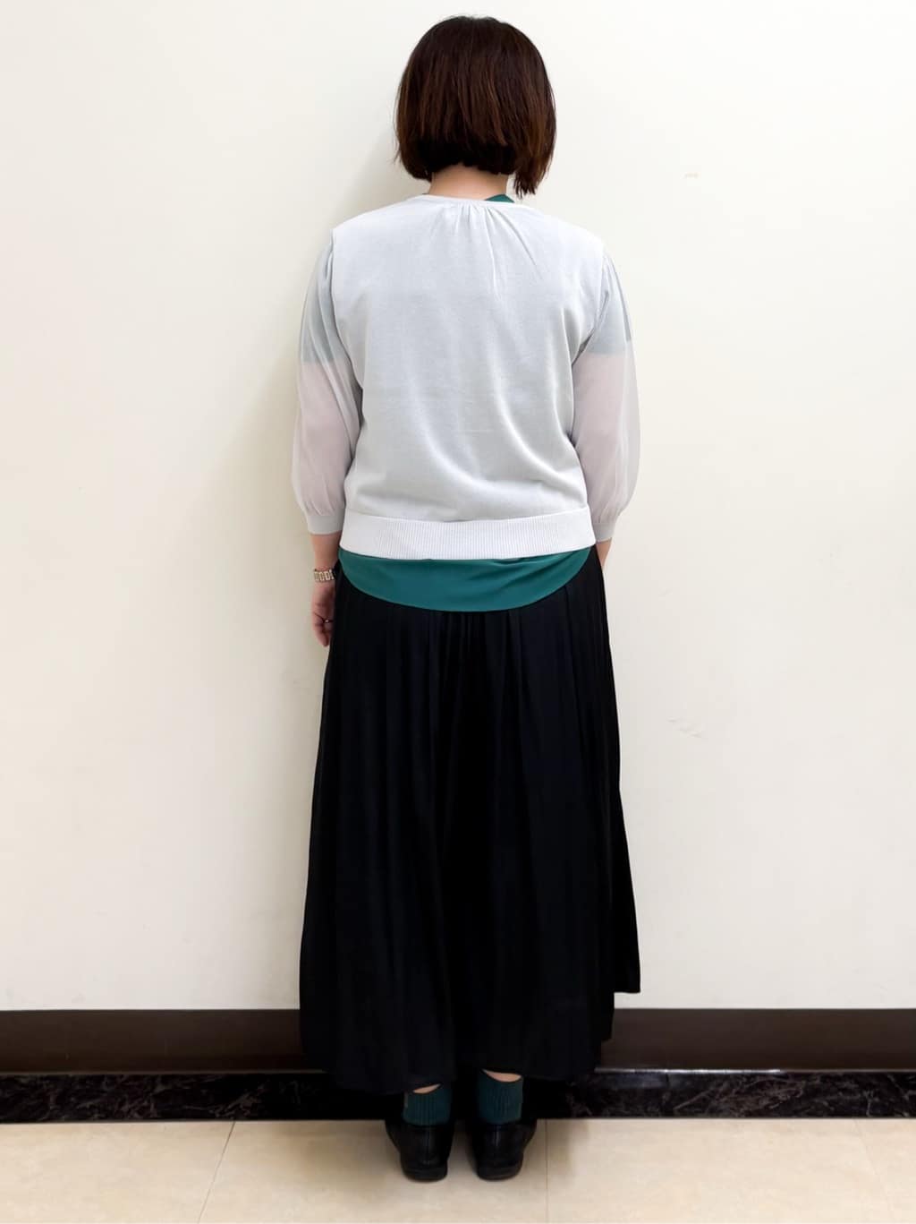 ミヨさんの「Reflect｜【ウエストゴム仕様／長く着られる◎】スカーチョパンツ」を使ったコーディネート