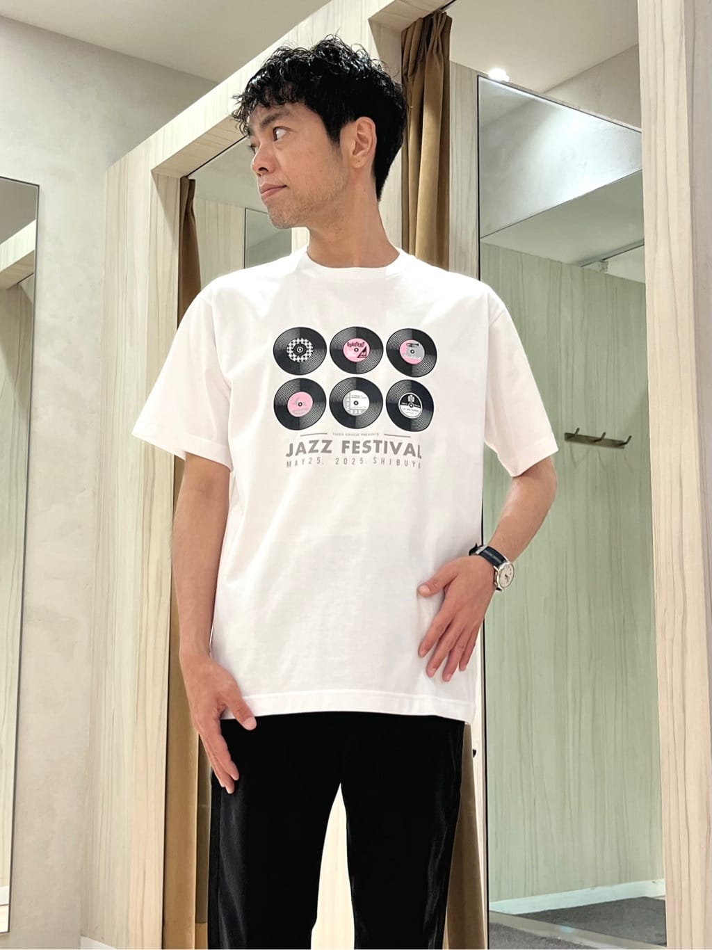 URAさんの「TAKEO KIKUCHI｜【Made in JAPAN】播州織 ストレッチ パンツ」を使ったコーディネート