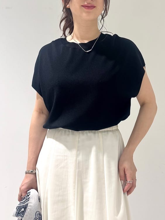 そんさんの「INDIVI｜リネン調ペーズリースカーフ」を使ったコーディネート