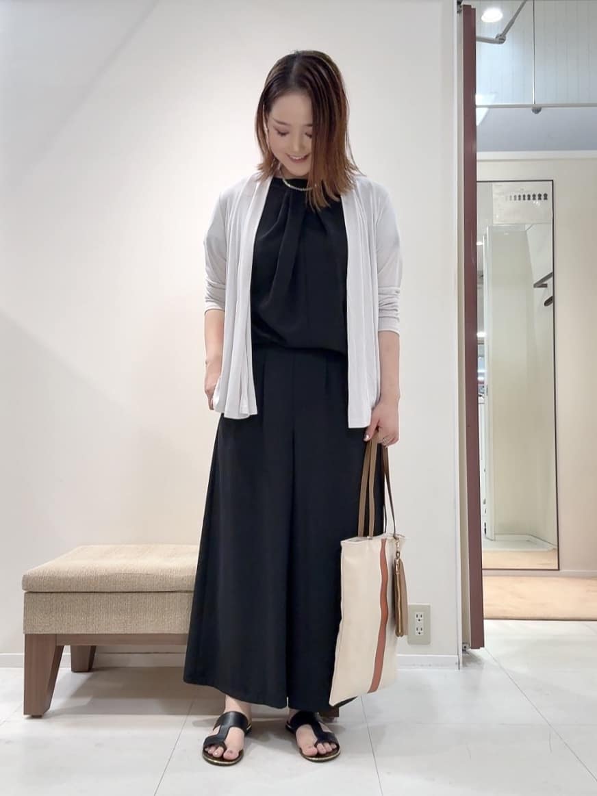 YUIさんの「UNTITLED｜◆【接触冷感/UV機能/遮熱】ジャージカーディガン」を使ったコーディネート