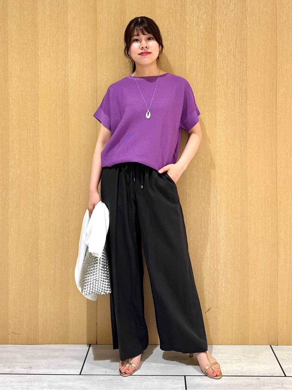 nanaさんの「UNTITLED｜マーブルドロップネックレス」を使ったコーディネート