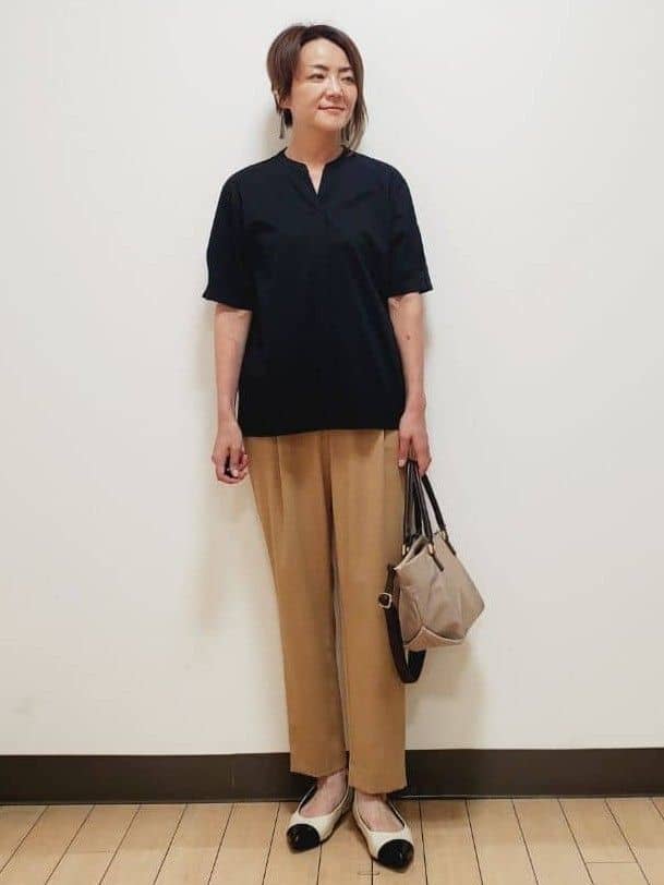 yuuさんの「Reflect｜【すっきり見え！長め丈／マシンウォッシュ可】スキッパーネックジャージトップス」を使ったコーディネート