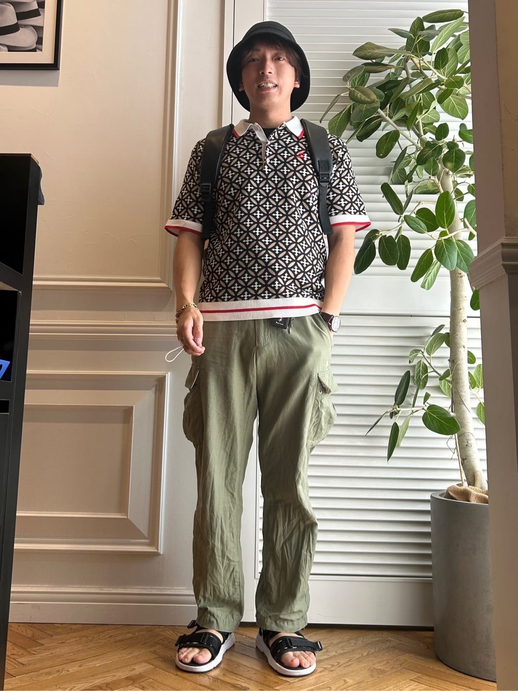 須田　慎二郎さんの「DRESSTERIOR｜【荷重軽減】サスペンション バックパック」を使ったコーディネート