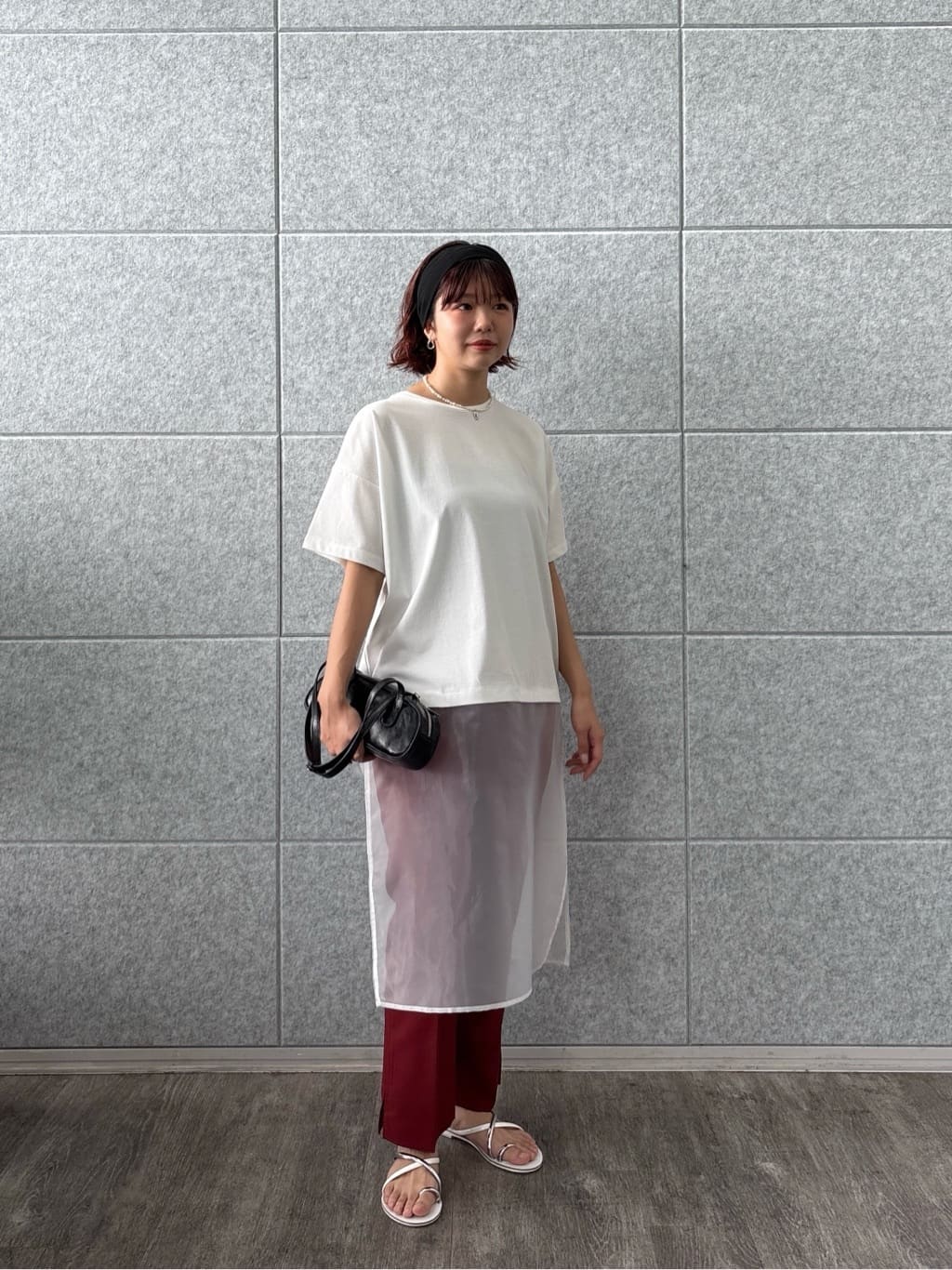 UKIさんの「INDIVI｜シアードッキングTシャツ」を使ったコーディネート