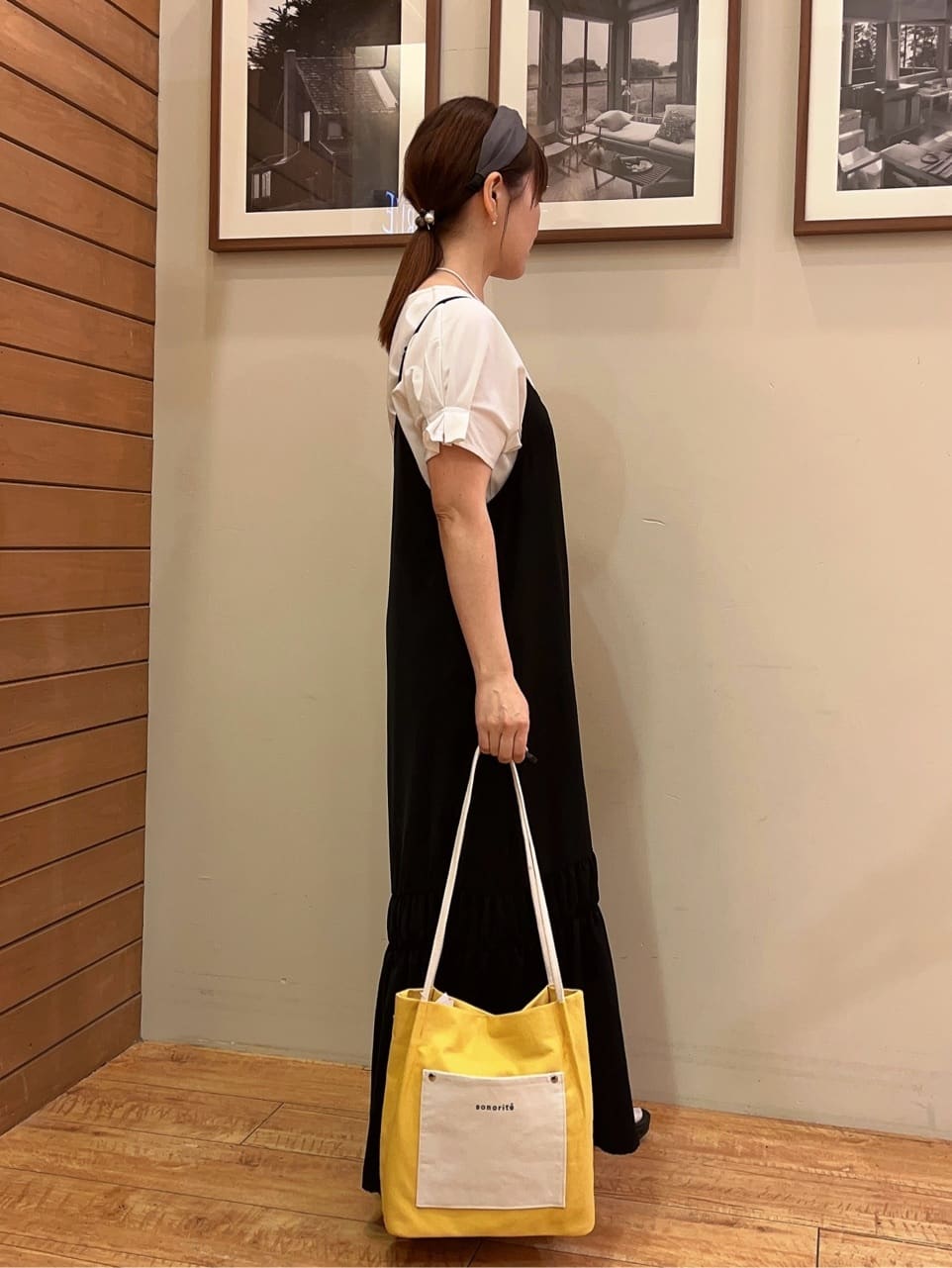 ゆっきーさんの「SHOO･LA･RUE｜【S-LL/UV/プチプラ】お袖タックで好印象 デザインTシャツ」を使ったコーディネート