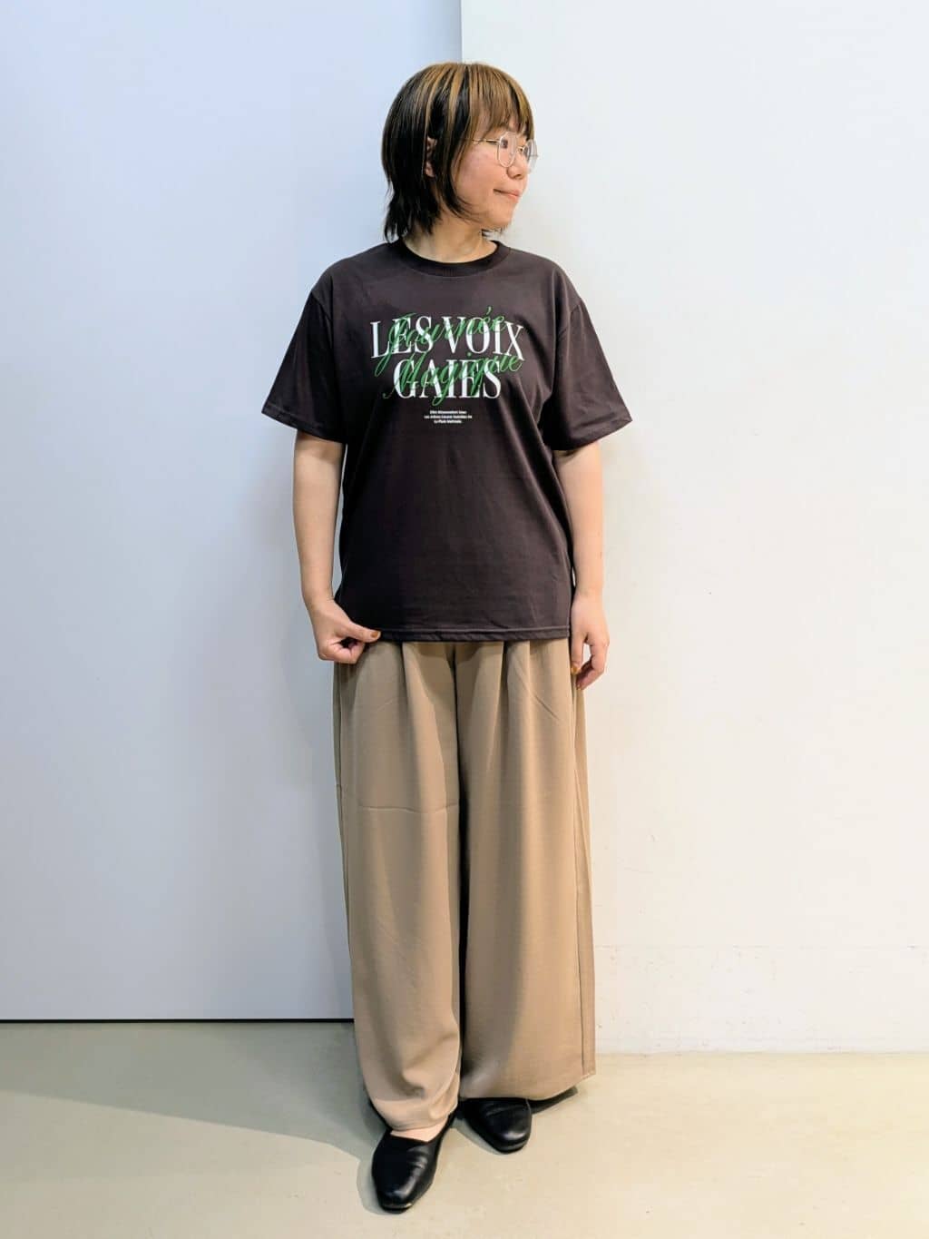 kotoさんの「THE SHOP TK｜フォトアソートTシャツ【接触冷感/UV/毛玉になりにくい/洗濯機OK】」を使ったコーディネート