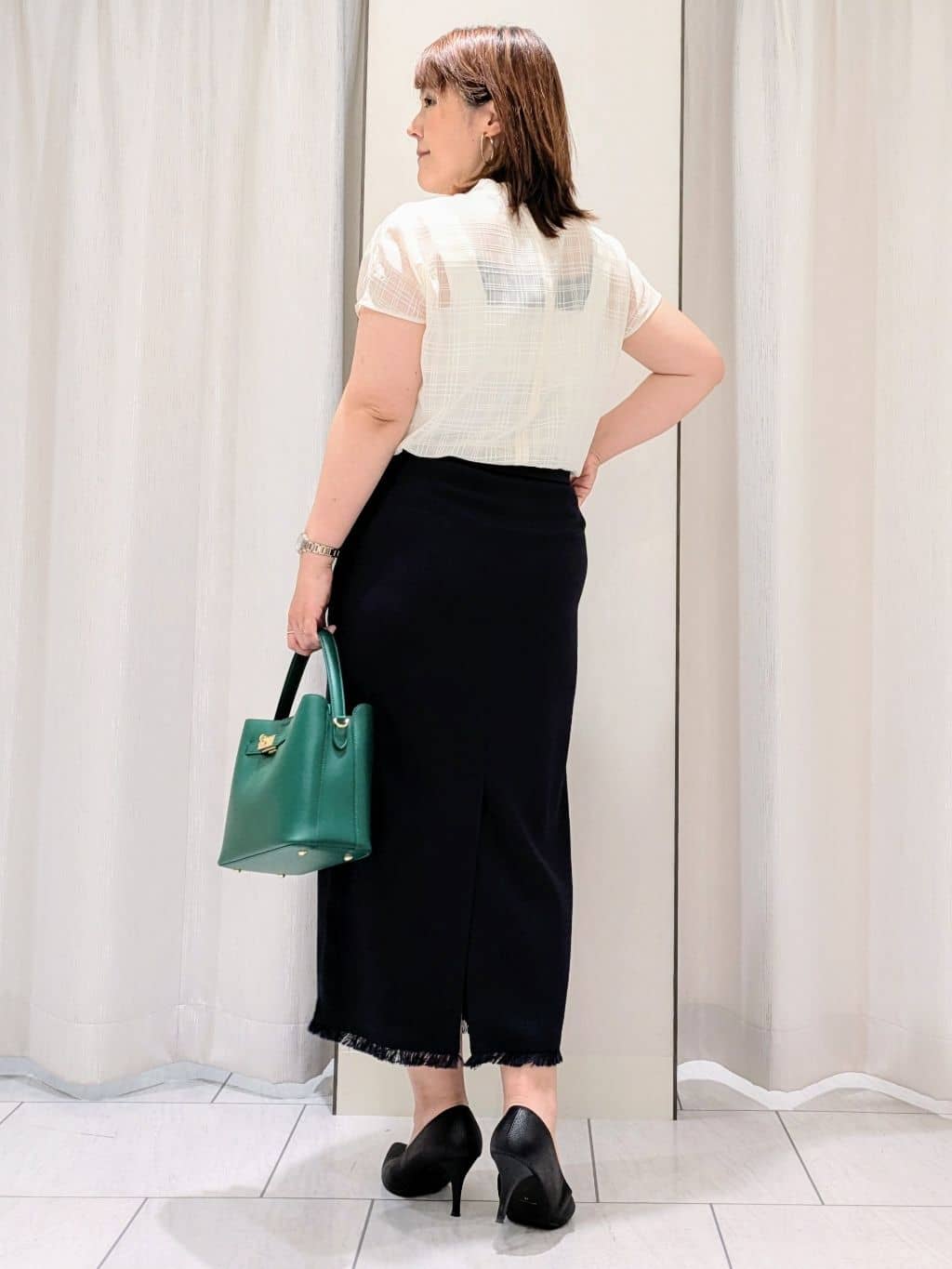 Onumaさんの「UNTITLED｜【シアー】チェックスタンドネックブラウス」を使ったコーディネート