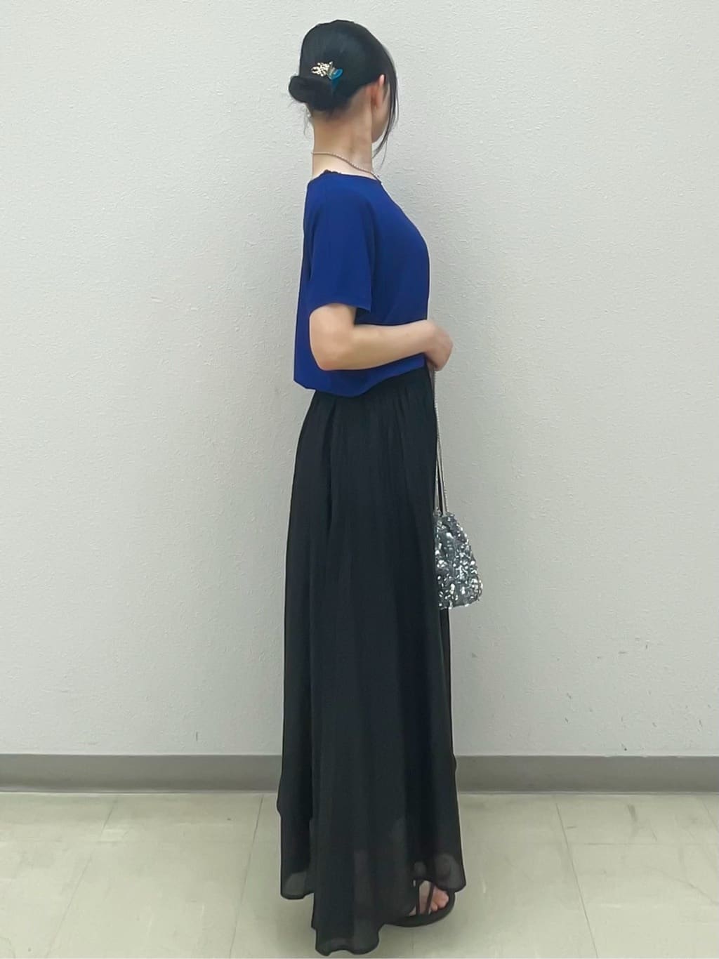 Izuさんの「index｜《6色展開／S-LLサイズ》ドルマンスリーブニット【UV／接触冷感／洗濯機洗い可／抗ピル】」を使ったコーディネート