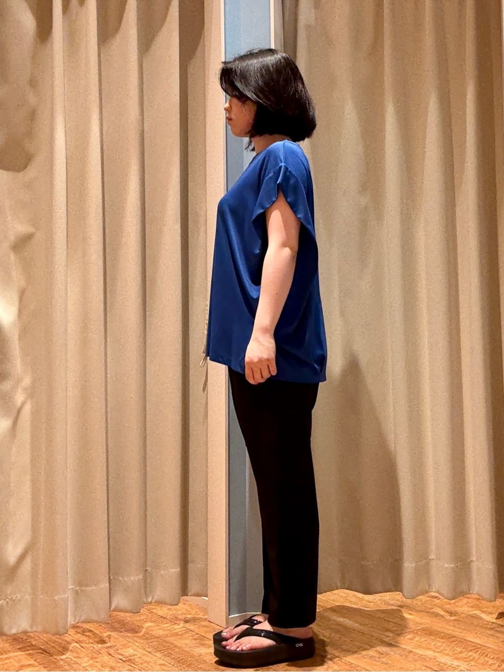 Haruさんの「SHOO･LA･RUE｜【S-LL/ひんやり/UV】二の腕をきれいにカバー ショルダータックトップス」を使ったコーディネート