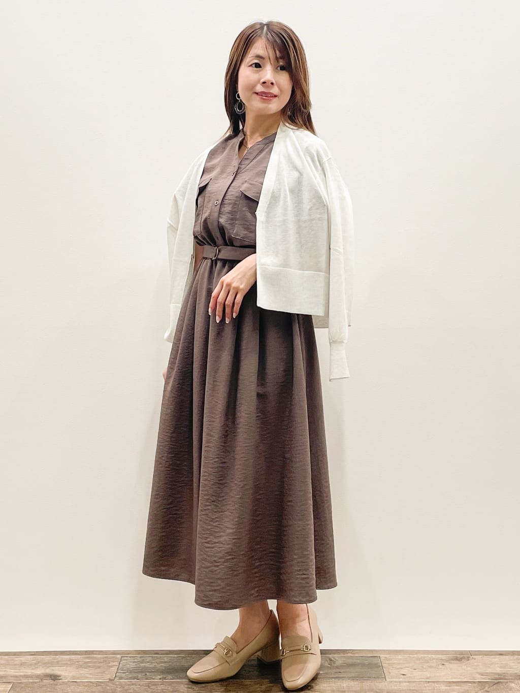 Asukaさんの「OPAQUE.CLIP｜《5色展開》コンパクトショートカーディガン【洗濯機洗い可】」を使ったコーディネート