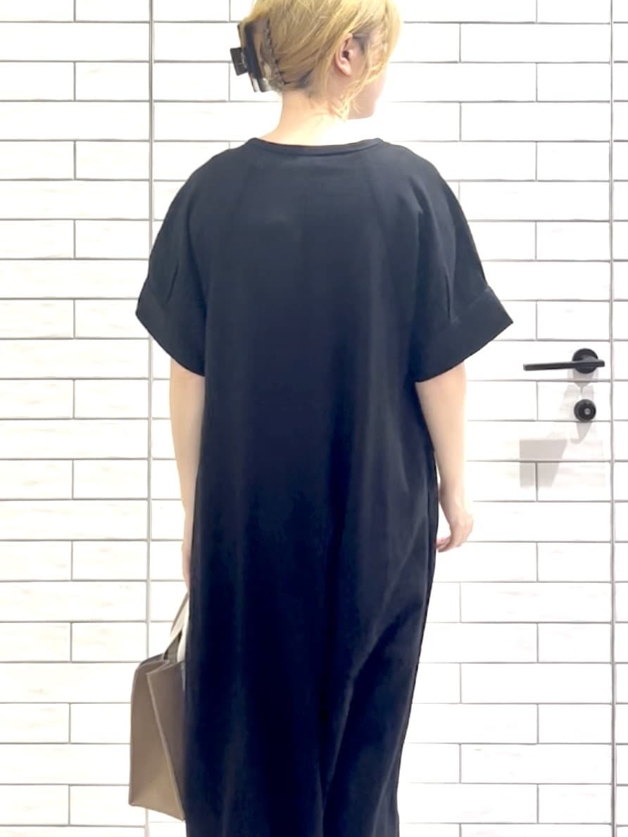 しおりさんの「OPAQUE.CLIP｜ベーシックテレコタンクトップ【洗濯機洗い可】」を使ったコーディネート