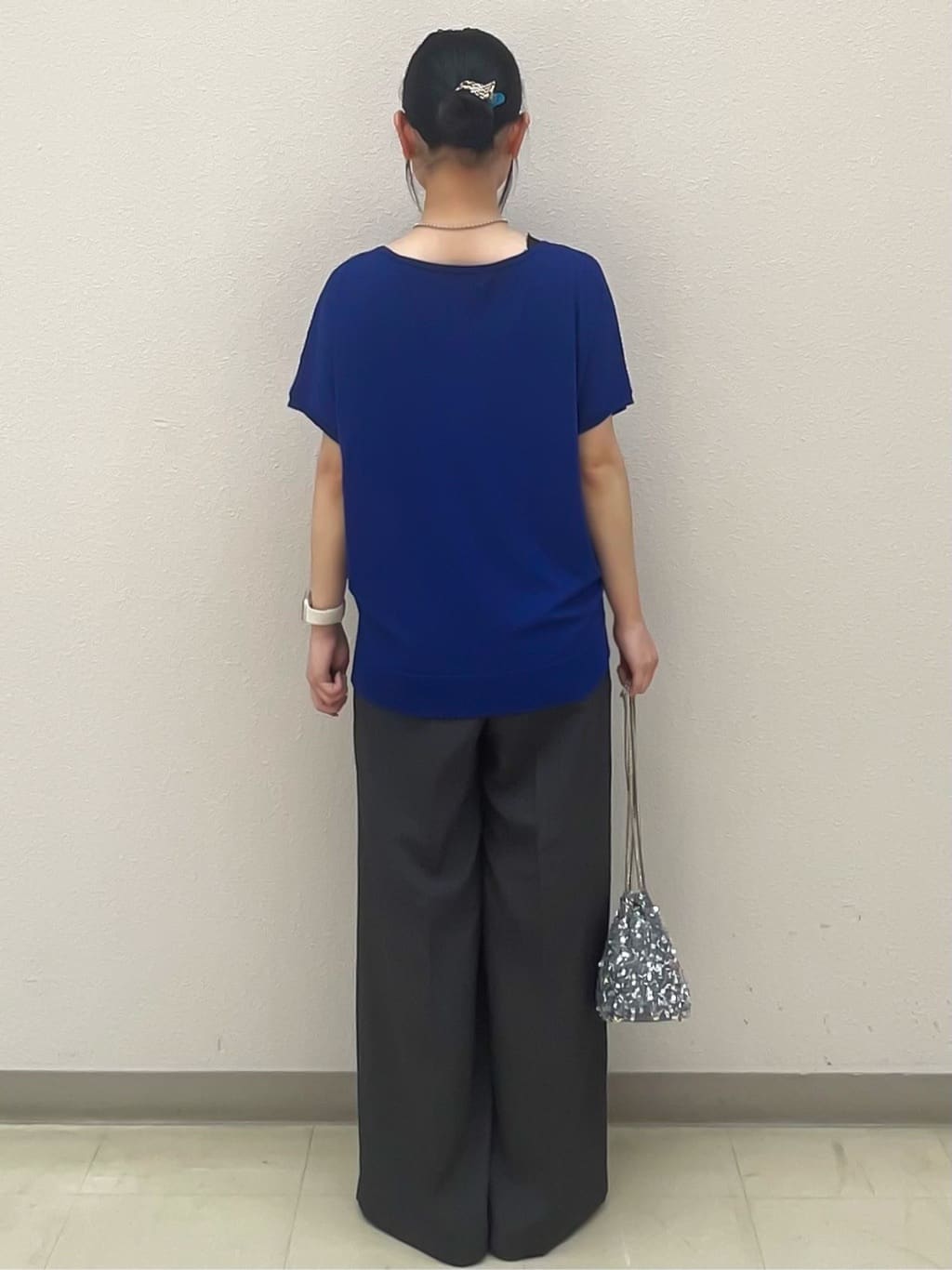 Izuさんの「index｜《6色展開／S-LLサイズ》ドルマンスリーブニット【UV／接触冷感／洗濯機洗い可／抗ピル】」を使ったコーディネート