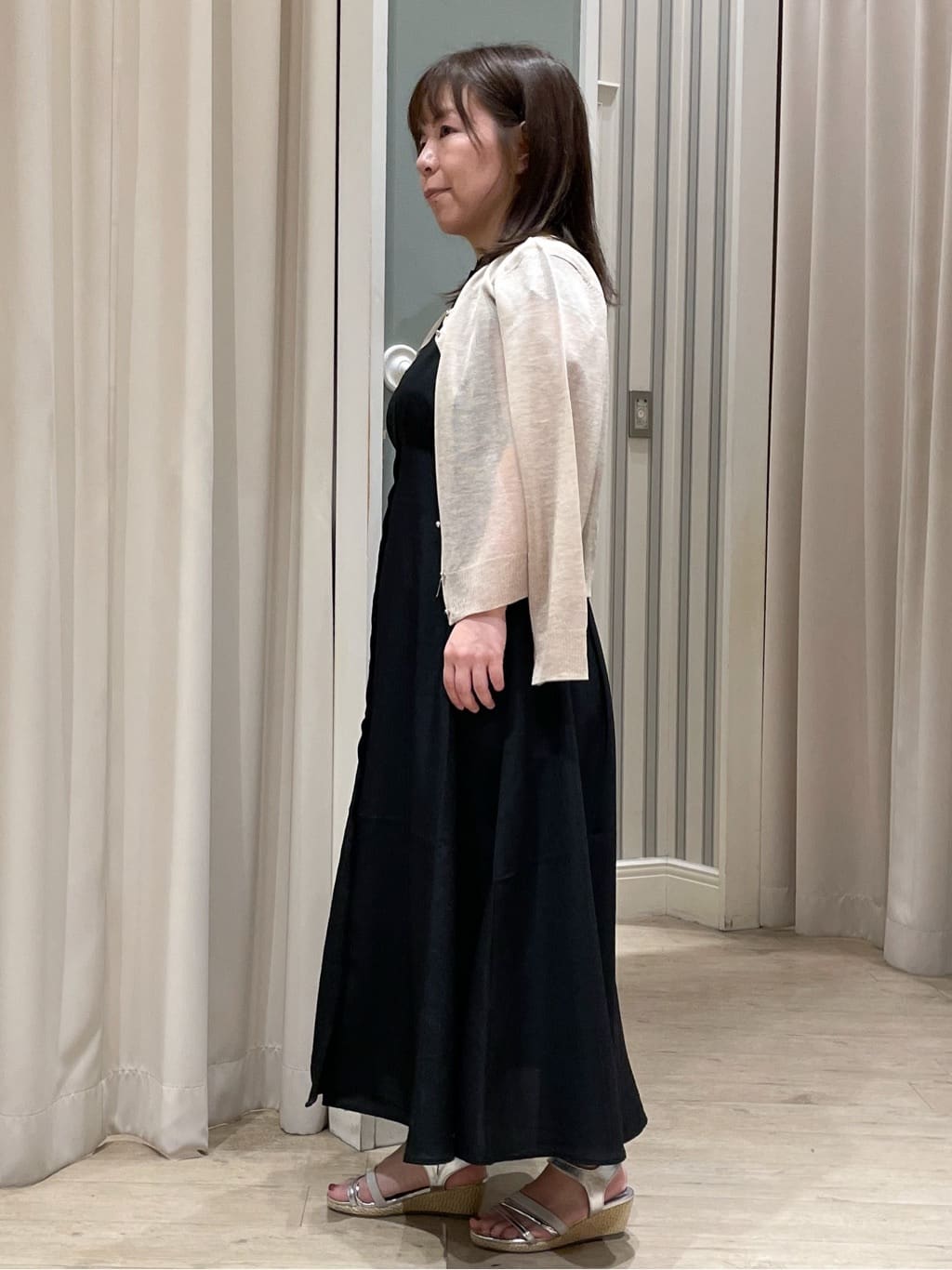 asaさんの「grove｜【雑誌掲載】洗えるシアーカーディガン」を使ったコーディネート