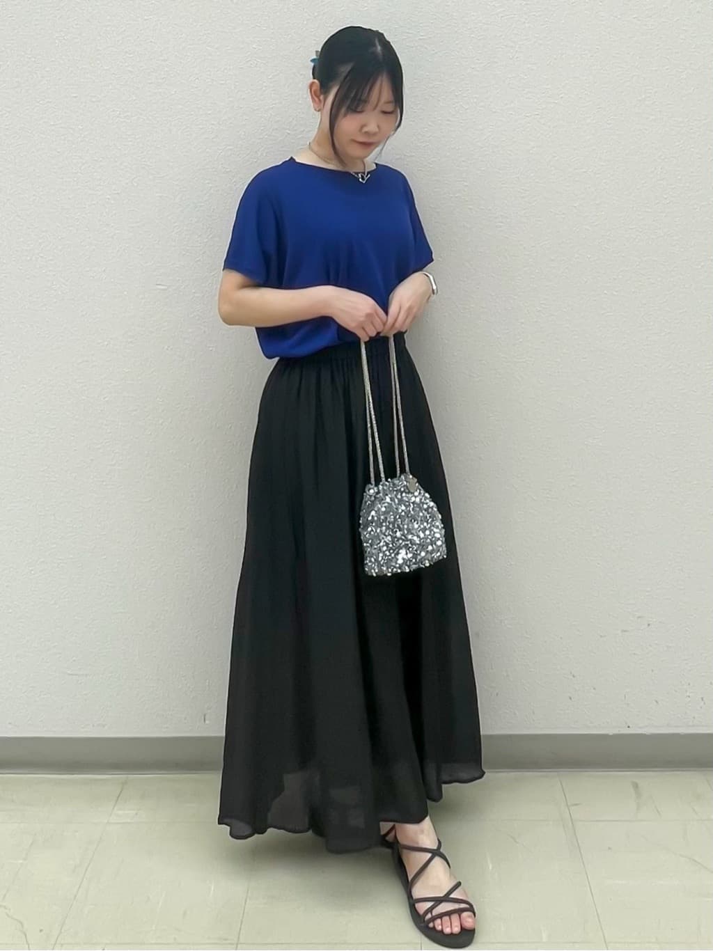Izuさんの「index｜《6色展開／S-LLサイズ》ドルマンスリーブニット【UV／接触冷感／洗濯機洗い可／抗ピル】」を使ったコーディネート