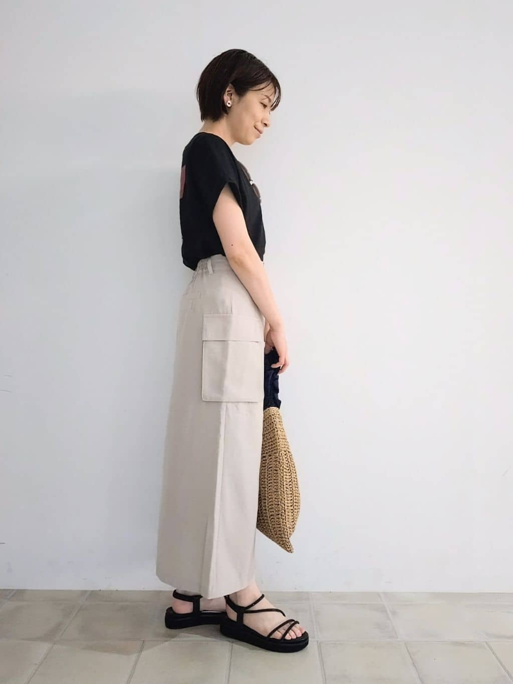miomioさんの「SHOO･LA･RUE｜【S-LL】大人のきれいめカジュアルに 麻調カーゴナロースカート」を使ったコーディネート