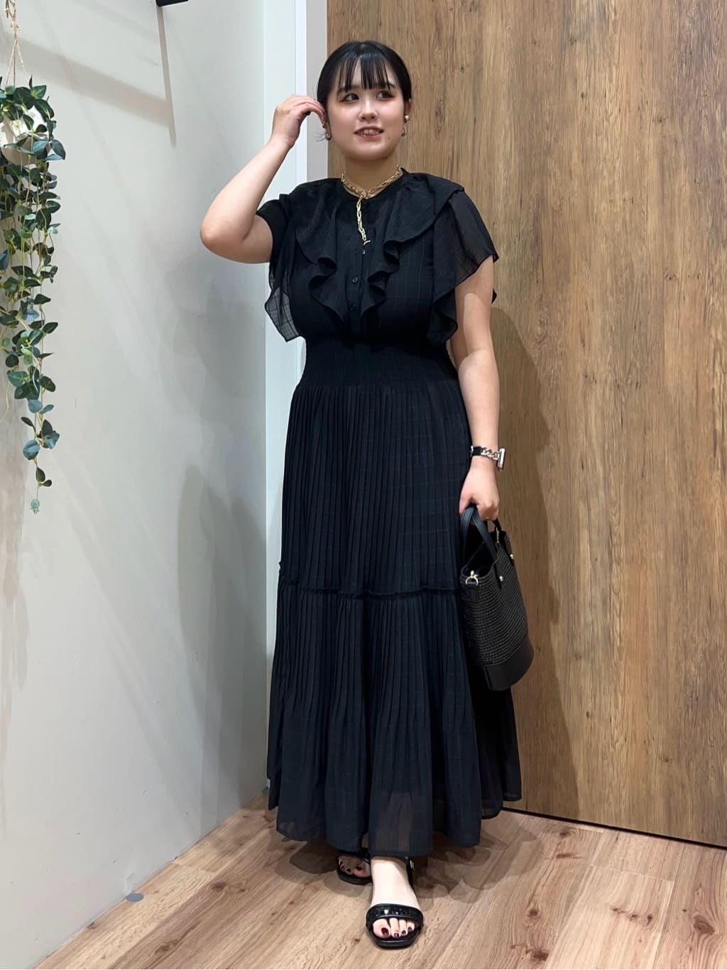 Reinaさんの「grove｜ブレード巾着2WAYトート」を使ったコーディネート