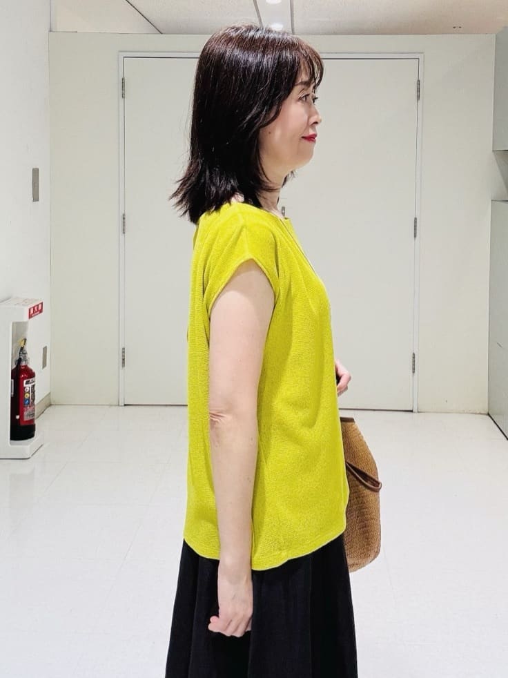 makiさんの「UNTITLED｜【ジャージ素材】インナードッキングシアーカットソー」を使ったコーディネート