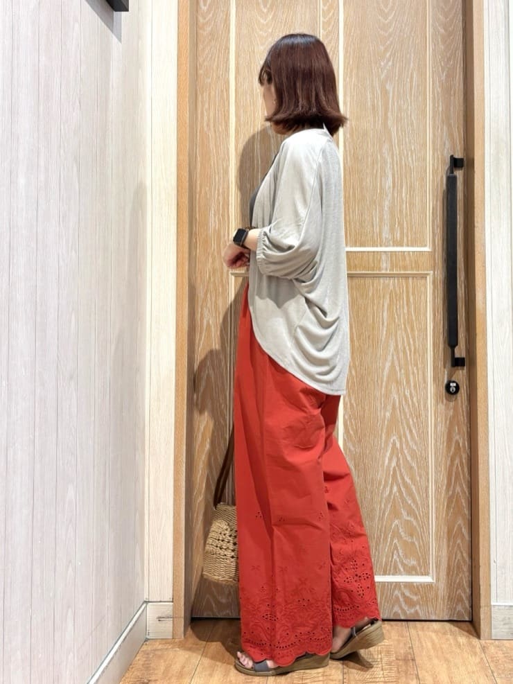meiさんの「SHOO･LA･RUE｜【UV/さらさらタッチ】女性らしさ漂う 5分袖ボレロカーディガン」を使ったコーディネート