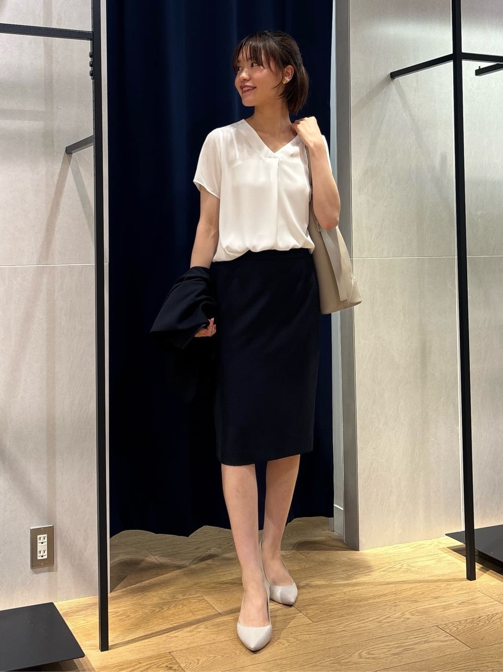 kanaeさんの「INDIVI｜【定番スーツ／UVケア／洗える】ウール調テーラードジャケット」を使ったコーディネート