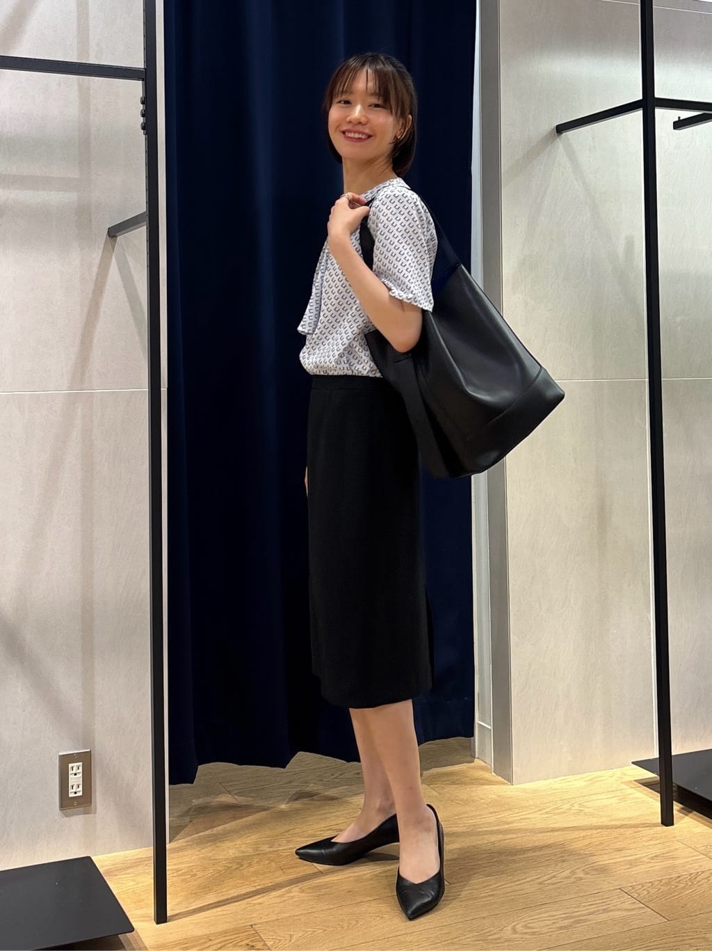 kanaeさんの「INDIVI｜【定番スーツ／UVケア／イージーケア／洗える】ウール調ストレートスカート」を使ったコーディネート