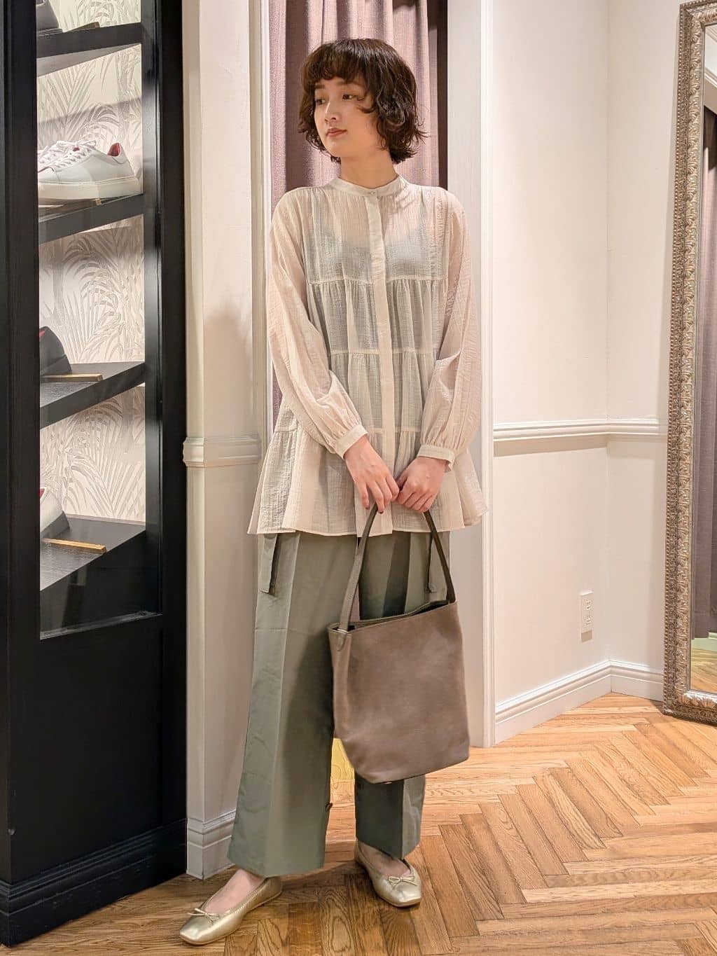 saoriさんの「DRESSTERIOR｜◆ソフトレザーバレエシューズ」を使ったコーディネート