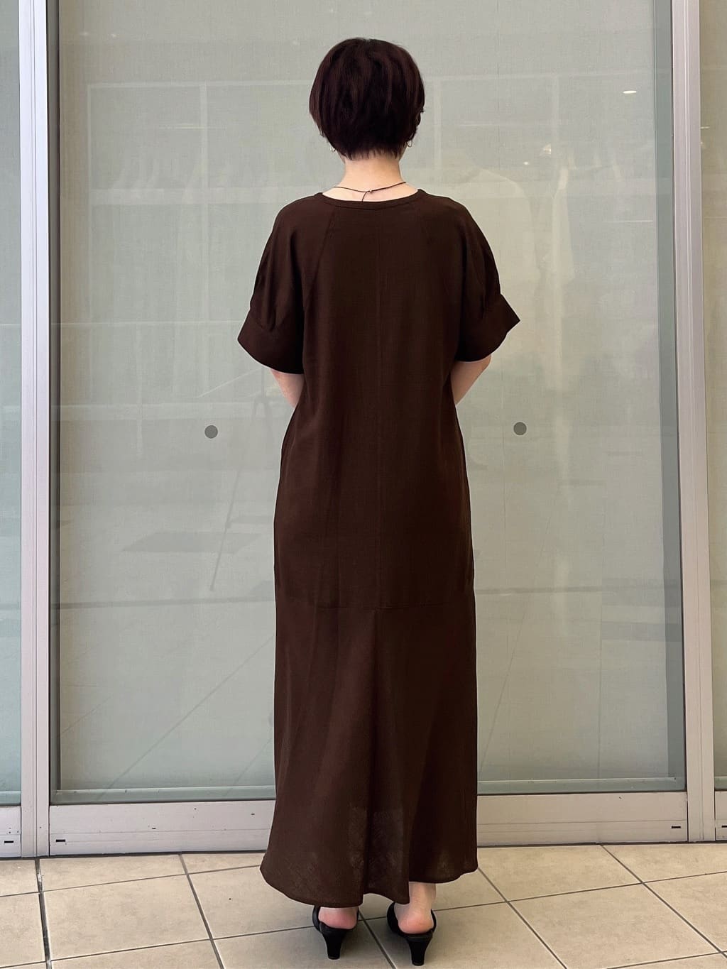 yo-koさんの「OPAQUE.CLIP｜レーヨン麻キーネックワンピース【洗える】」を使ったコーディネート