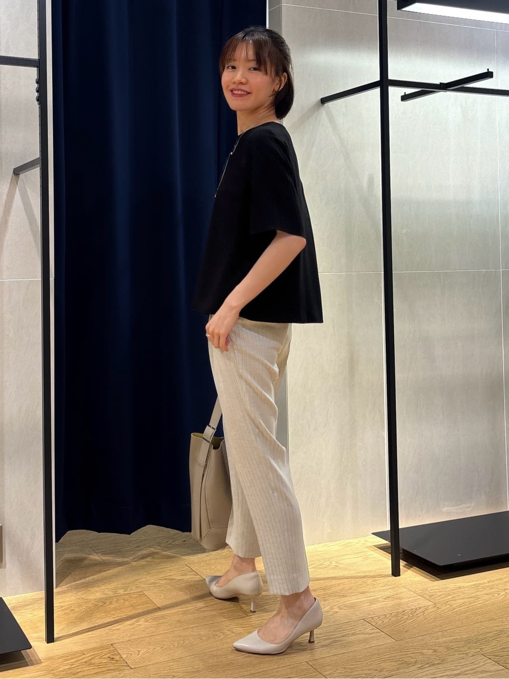 kanaeさんの「INDIVI｜【A4サイズ対応】ワンショルダートートバッグ」を使ったコーディネート