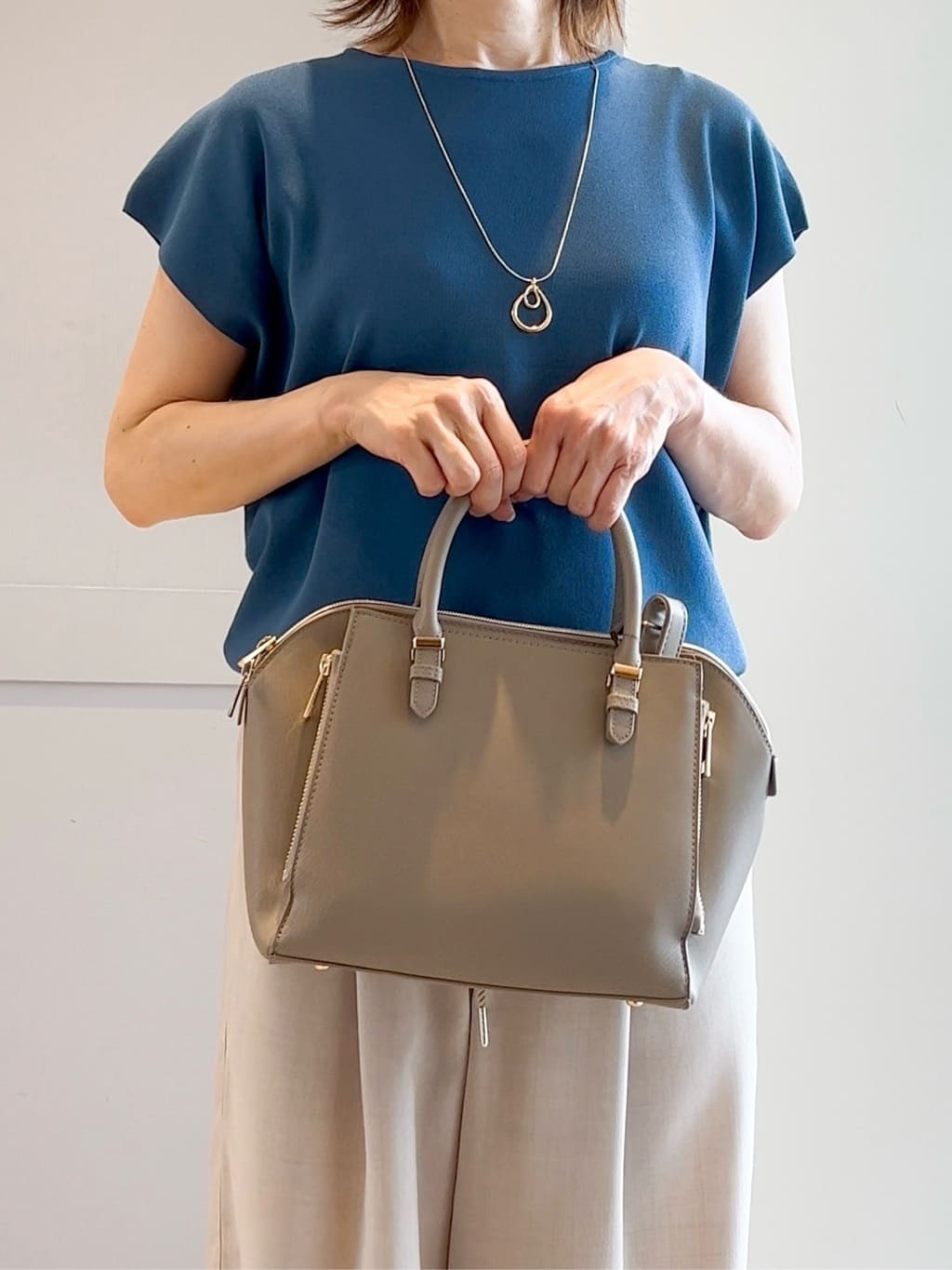 yamakoさんの「grove｜ロープベルトで差がつく 洗練リラックスパンツ」を使ったコーディネート