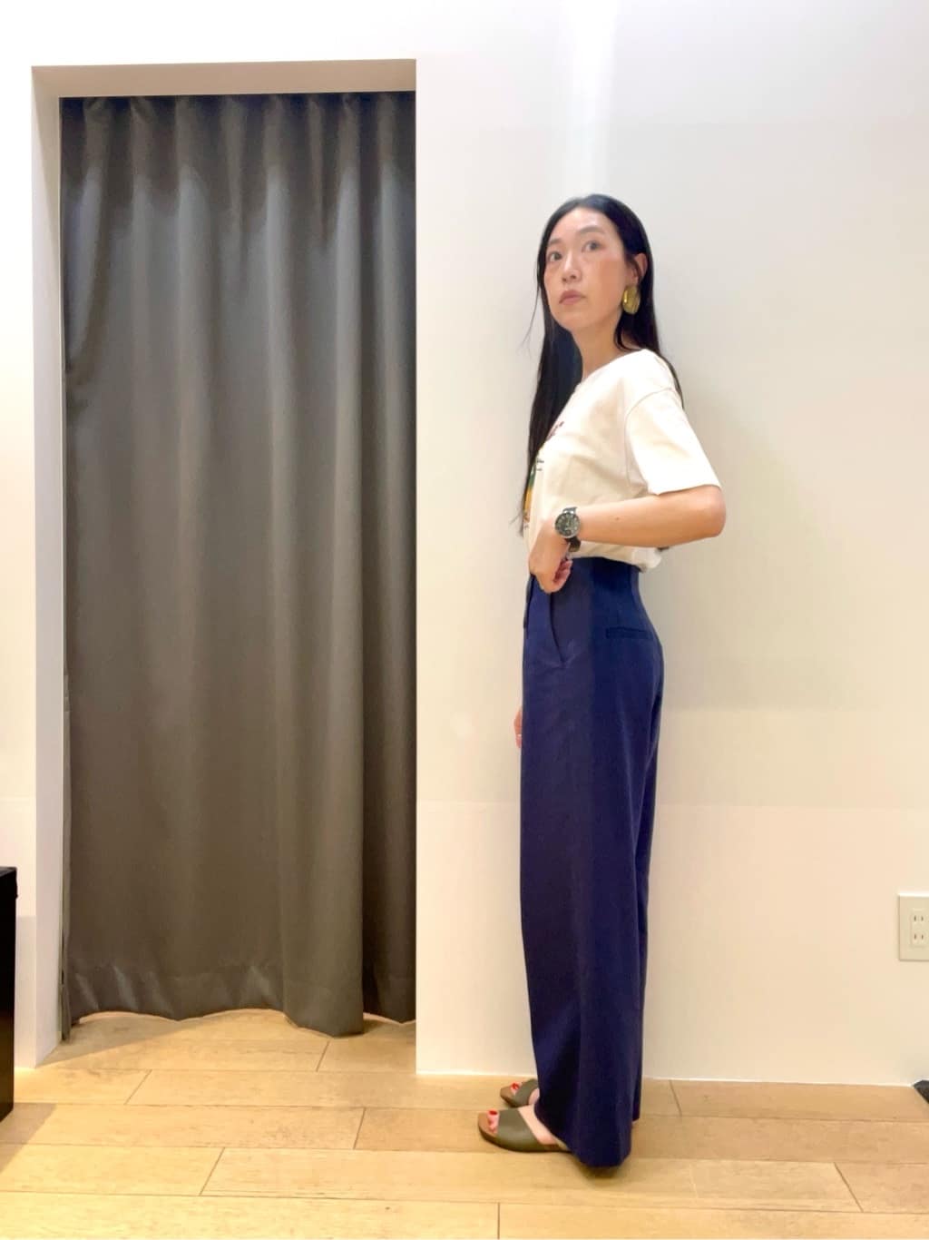 yukoさんの「INDIVI｜【デニムライク】マリンボタン リネン混ワイドパンツ」を使ったコーディネート