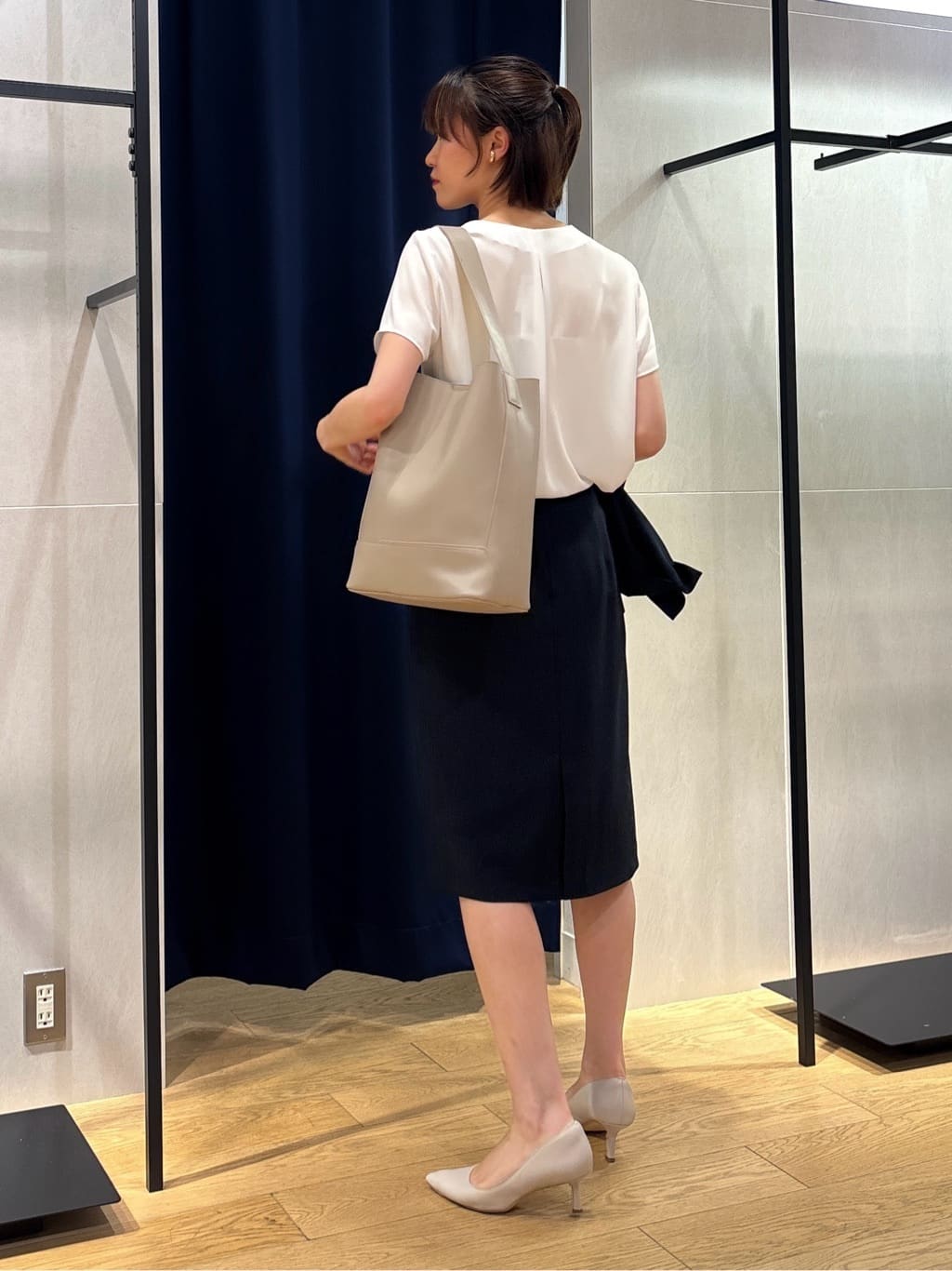 kanaeさんの「INDIVI｜【定番スーツ／UVケア／洗える】ウール調テーラードジャケット」を使ったコーディネート