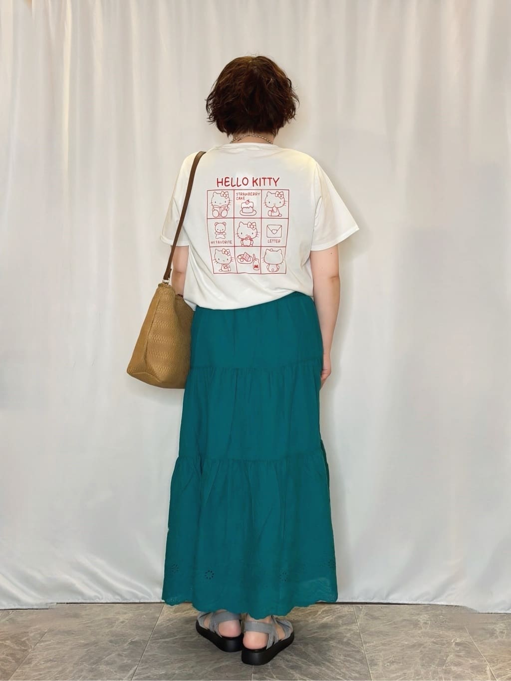 たみさんの「SHOO･LA･RUE｜【HELLO KITTYコラボ】【SHOO ICE／汗染み軽減／UVカット】コンパクトTシャツ」を使ったコーディネート